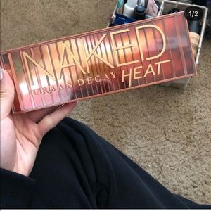 Urban Decay Naked Heat palette
